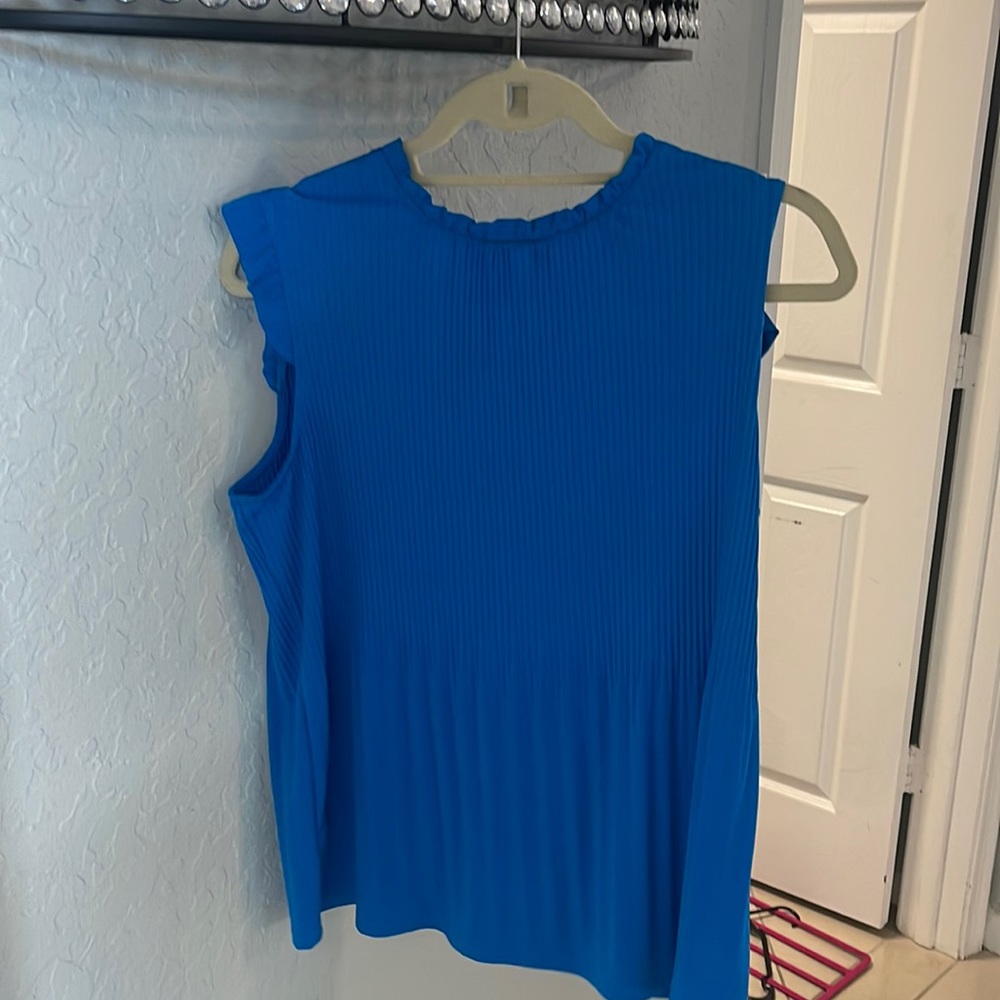 Hot blue